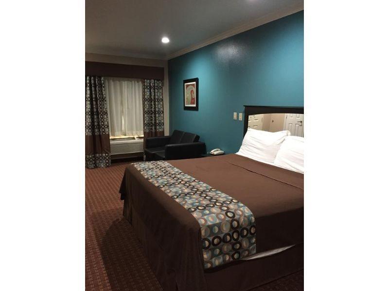 Scottish Inn And Suites Katy Ngoại thất bức ảnh