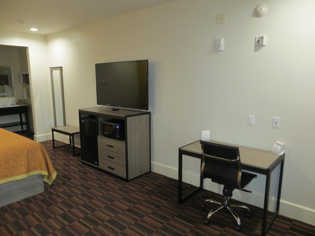 Scottish Inn And Suites Katy Ngoại thất bức ảnh
